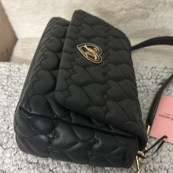 Juicy Couture NWT handle/Shoulder/Crossbody Heart Bag - Picture 9 of 17